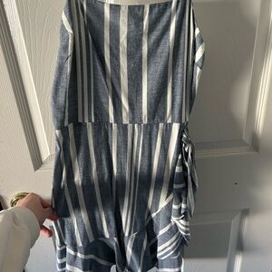 Express dress. Size XS. Blue and white stripes